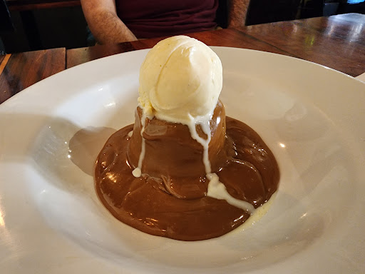 Hector's Bistro - Visual
