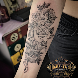 Photo n°28 de Diamant Noir Tatouage - atelier de tatouage privé à Tonnay-Charente (Tatoueur)