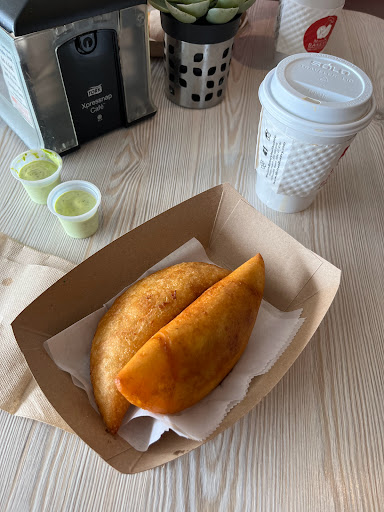 Moises Bakery Hallandale Beach - Thumbnail