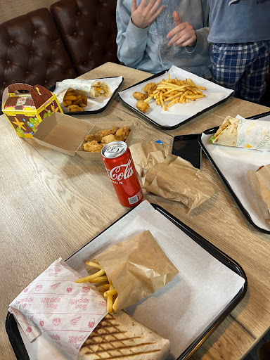 Photo 5 - Burger city