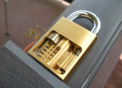 Universal Locksmith - Visual