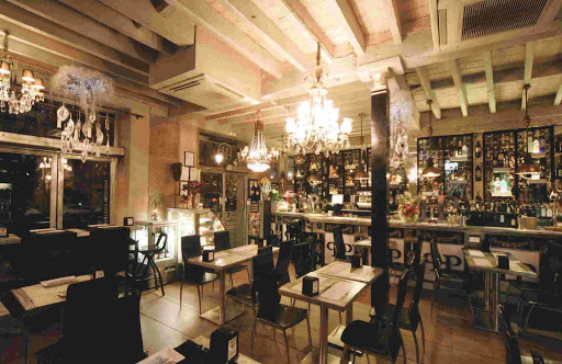 La Hacienda Plaza