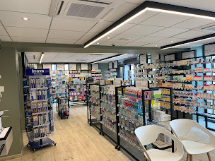 Photo n°9 de Pharmacie de l'Hôtel de Ville à Montoire-sur-le-Loir (Pharmacie)