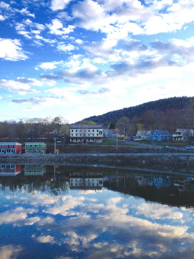 Salmon Falls Gallery - Thumbnail