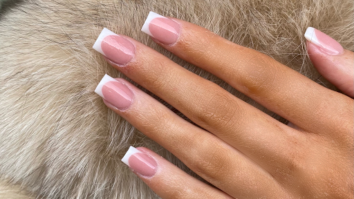 Manhattan star nails