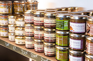 Photo n°31 de Sommellerie de France Conflans en Jarnisy - Vins, champagne & spiritueux à Conflans-en-Jarnisy (Établissement vinicole)