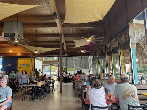 Tilly’s Tiki Bar and Grill - Thumbnail