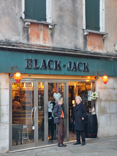 Blackjack Bar - Visual