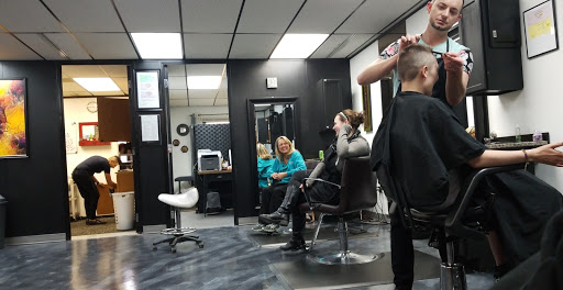 Entourage Hair Design - Thumbnail