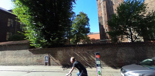 Åbningstider for Sankt Petri Kirke