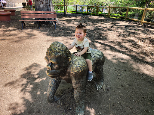 Kimberly-Clark Chimpanzee Forest - Thumbnail