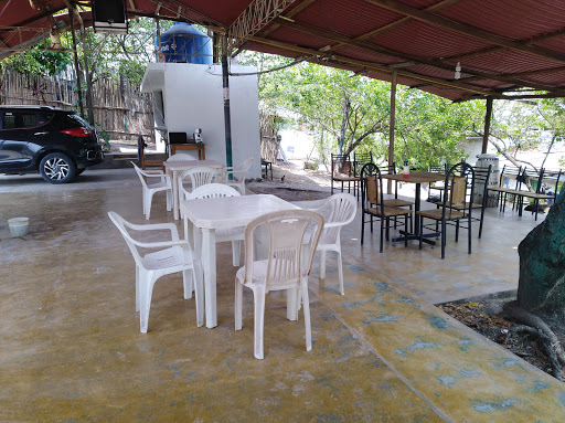 Restaurant Campestre La Punta Verde - Cajaruro