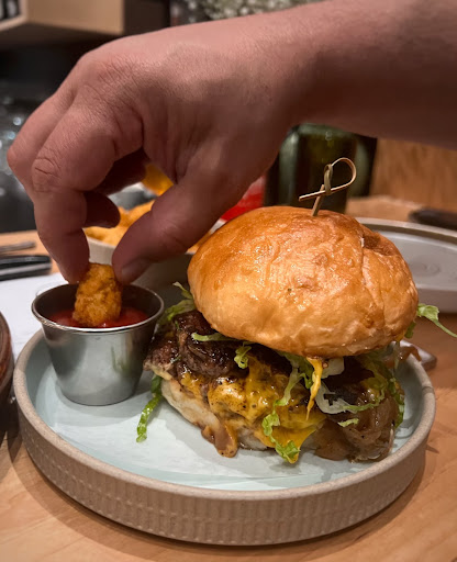 F&B Restaurant - Thumbnail