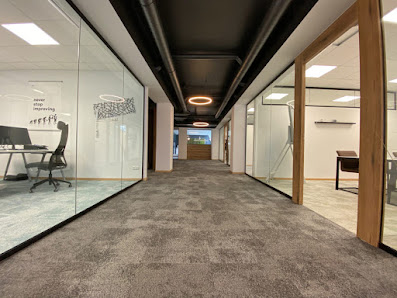 best it E-Commerce GmbH Hauptplatz 28 Eingang:, Alte Zeile 8, 3300 Amstetten, Österreich