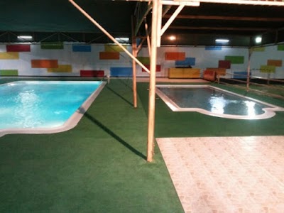 Photos of Plaza Swimming Pool