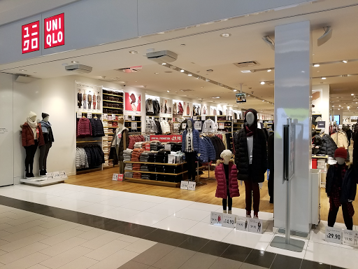 UNIQLO Roosevelt Field