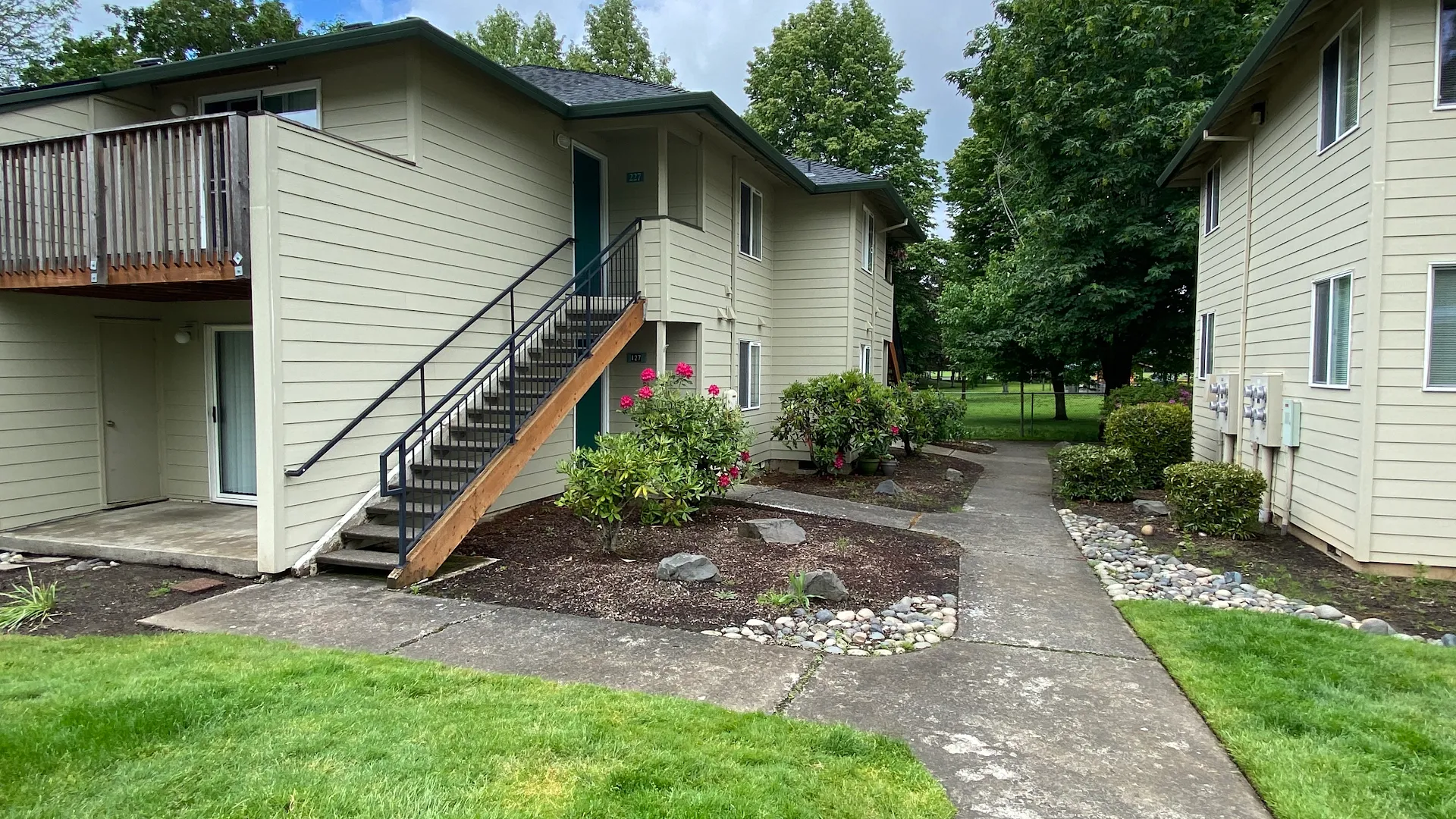 Hogan Woods Apartments