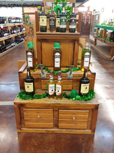Apache Liquors - Visual