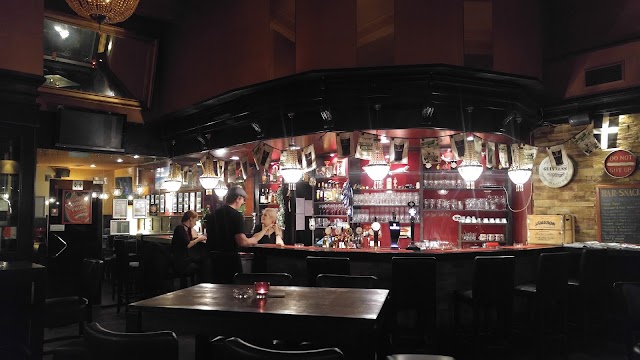 THE LIZARD Pub & Billiards