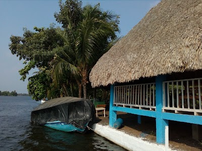 Photos of Laguna G&uuml;iscoyol
