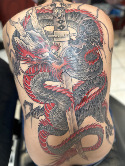 Grillon tatouage