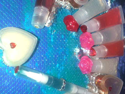 Kiyas beauty counter - Thumbnail