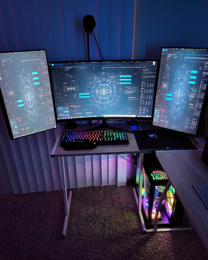 Ryan's Custom Computers - Visual