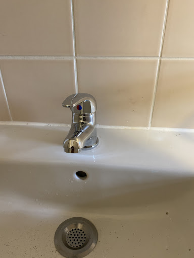 HQ Plumbing service slough - Thumbnail