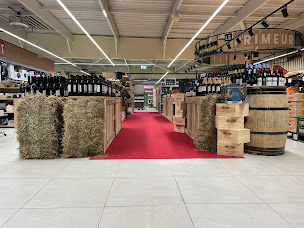 Photo n°16 de Intermarché SUPER Arzon à Arzon (Magasin de vins et spiritueux)