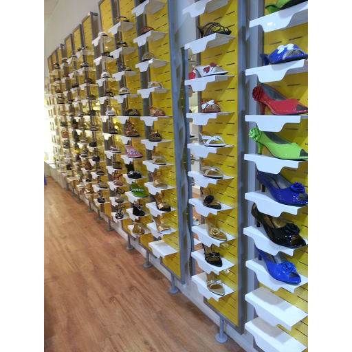 SHOEWORLD BOUTIQUE