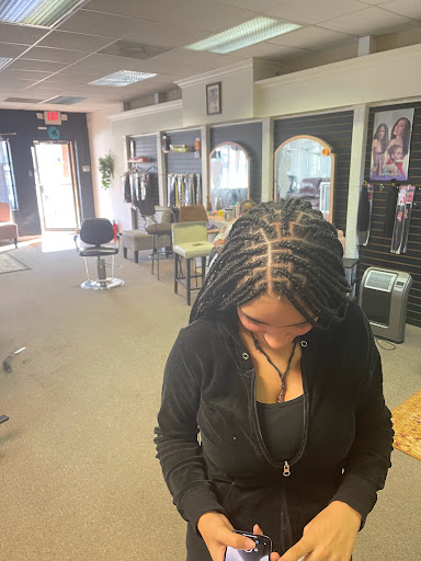African Queen of Braids - Thumbnail