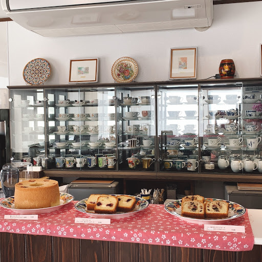 さくらかふゑ三春· KAMINUMAYA