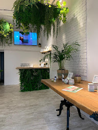 Photo n°3 de Deli Hemp CBD Shop Antibes à Antibes (Boutique de cigarettes électroniques)