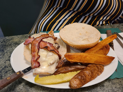 Howard's Cafe - Thumbnail