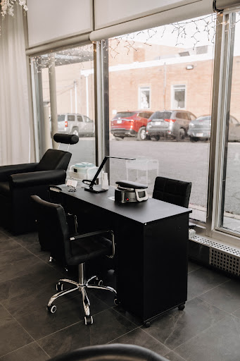 The Vault Salon - Thumbnail