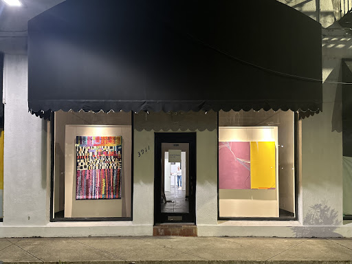 Monterroso Gallery - Visual