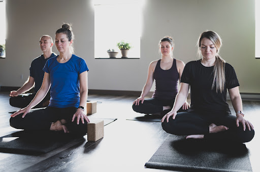 Yoga Sam - Visual