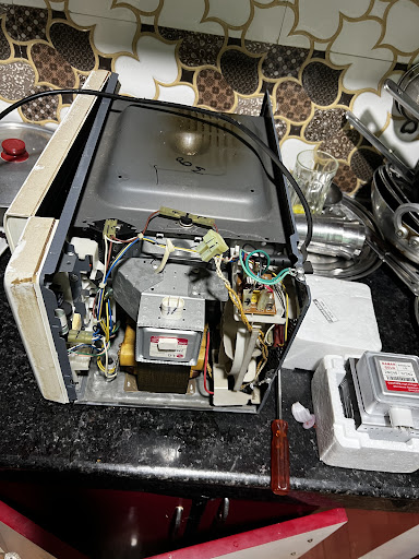Repair your microwave for coming winter at reasonable price fast and reliable service  post image