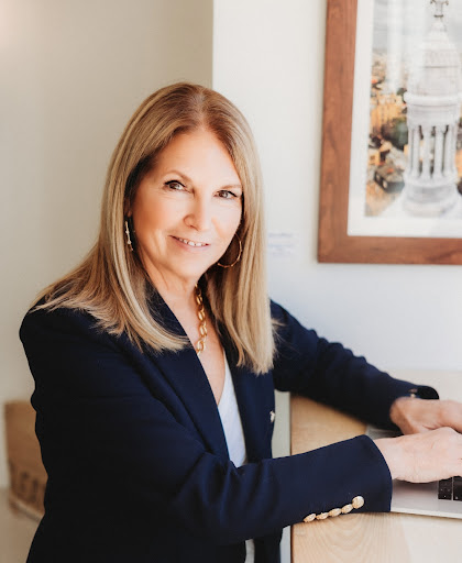 Geena Becker, REALTOR - Thumbnail
