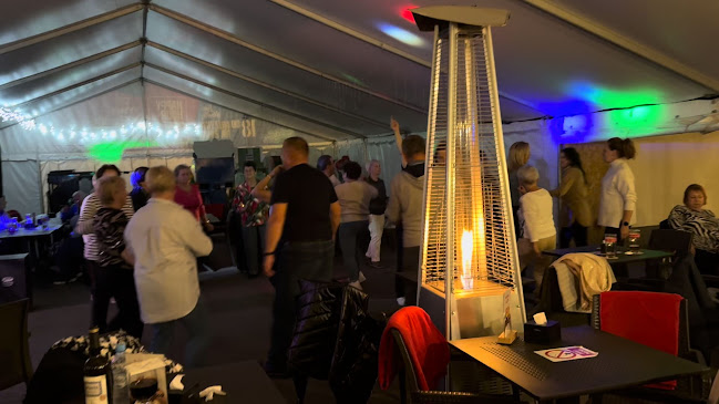 Opinie o Szaszłykarnia Burger Ryba Gril Lokal z MUZYKĄ NA ŻYWO WSTĘP WOLNY WYŁĄCZNIE DLA KLIENTÓW LOKALU w Świnoujście - Restauracja
