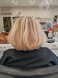 Photo n°1 de l'aparte à Carpentras (Salon de coiffure)