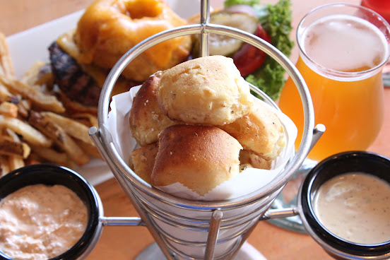 Dogfish Head Brewings & Eats by null