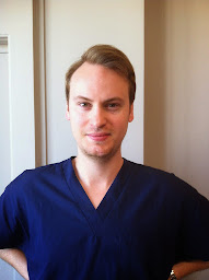 Photo n°20 de Dentiste Richard Amouyal à Paris (Service de blanchiment des dents)