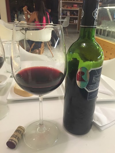 Photos of La Reserva Vinos