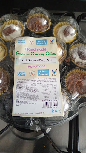 Emma's Country Cakes Logo