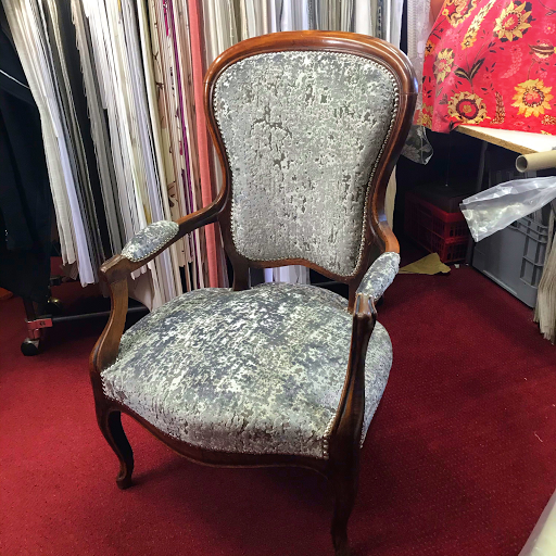 Photo de Atelier La Réserve d'Emilie tapissier décorateur à Lesparre-Médoc (33340)