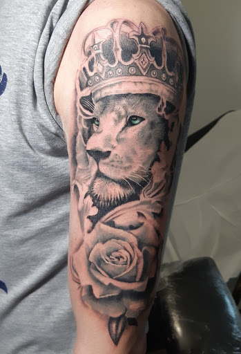King Tattoo - Visual