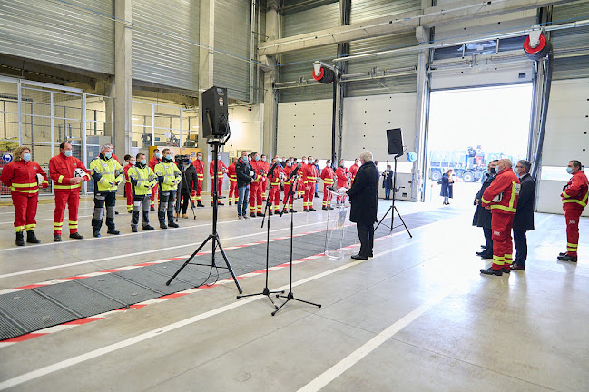 Comentarii opinii despre Jean Fotso