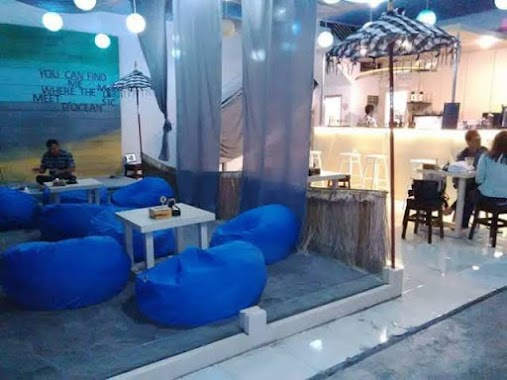 D'Ocean Cafe, Author: elbait TV