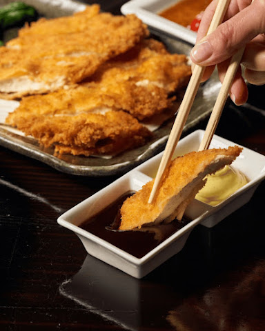 Toni's Sushi Bar by null